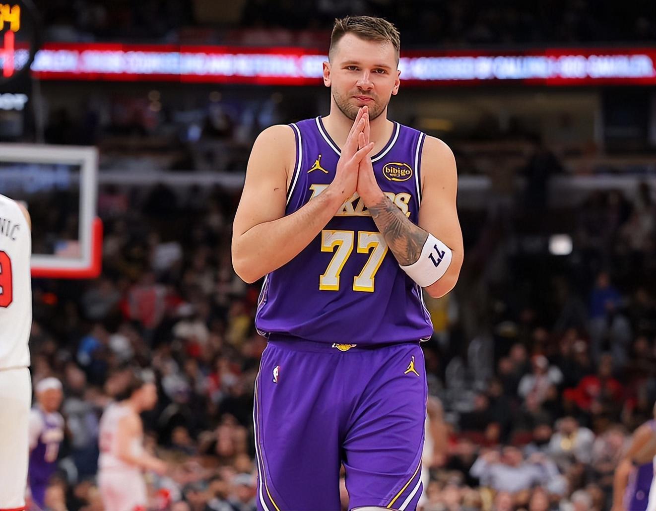 kaiyun-46分7板11助8记三分球！卢卡一战刷爆多项NBA纪录，湖人赢麻了